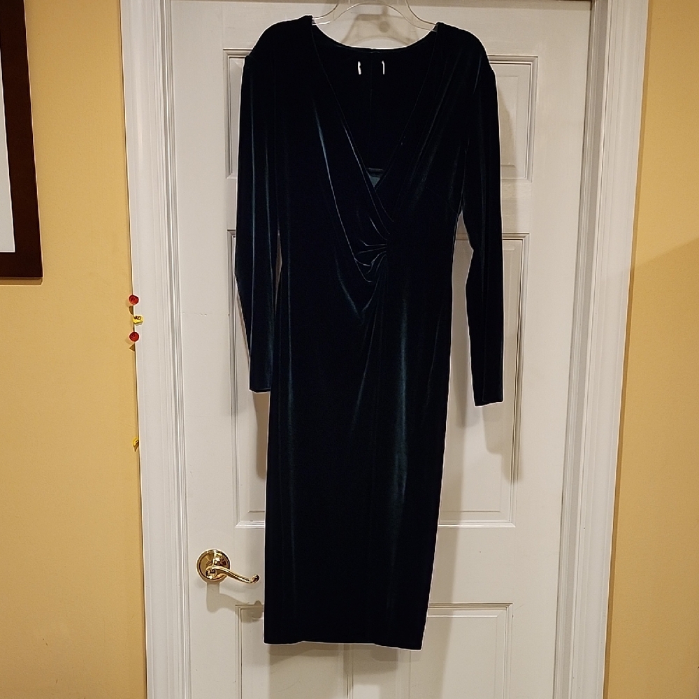 Elegant Black Velvet Dress